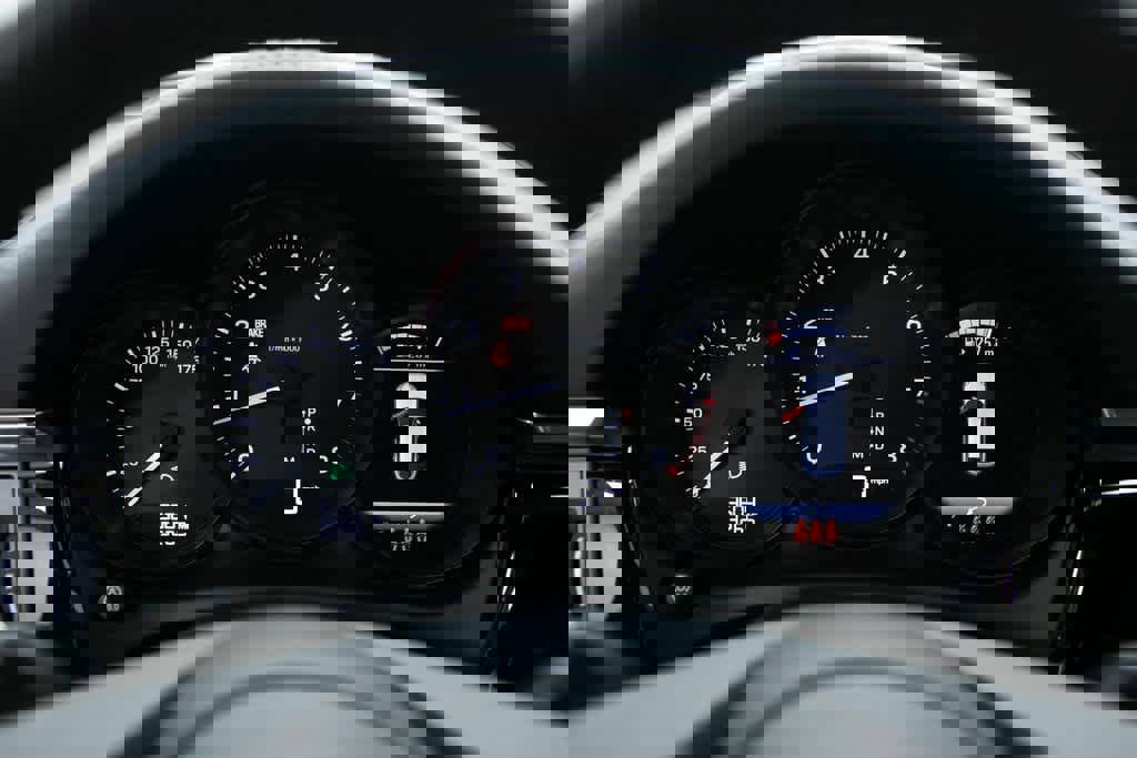 Certified 2025 Porsche Macan image 25