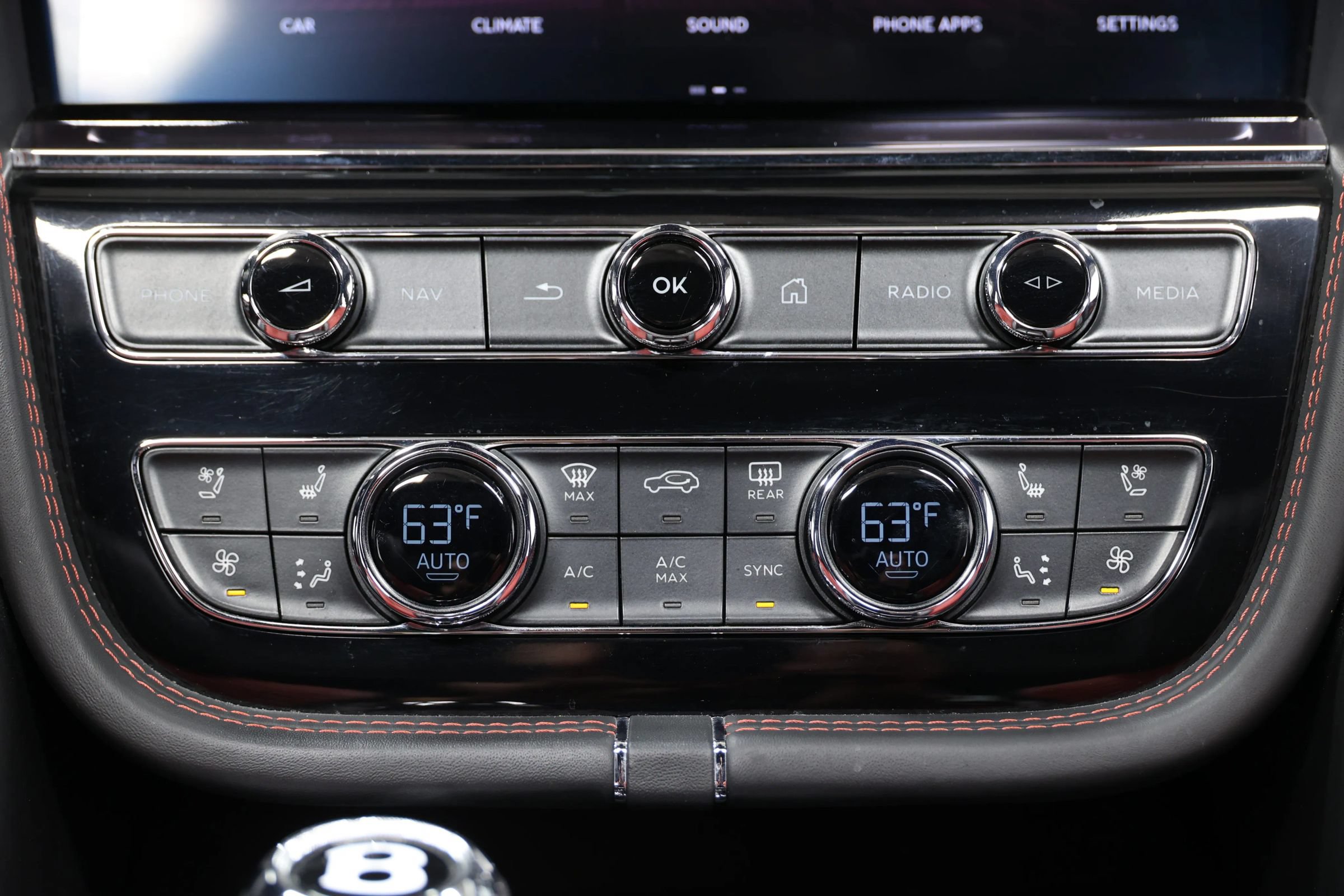 Used 2022 Bentley Bentayga AWD/4WD image 48