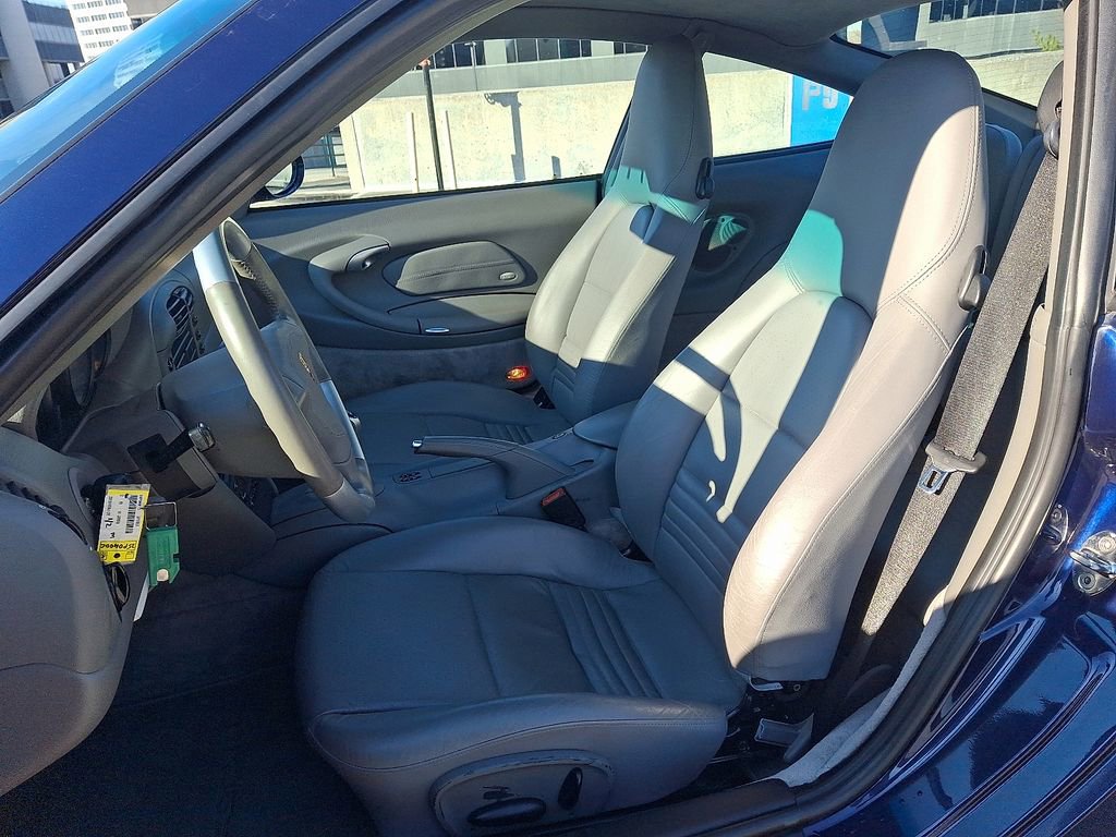 Used 2001 Porsche 911 Carrera image 5