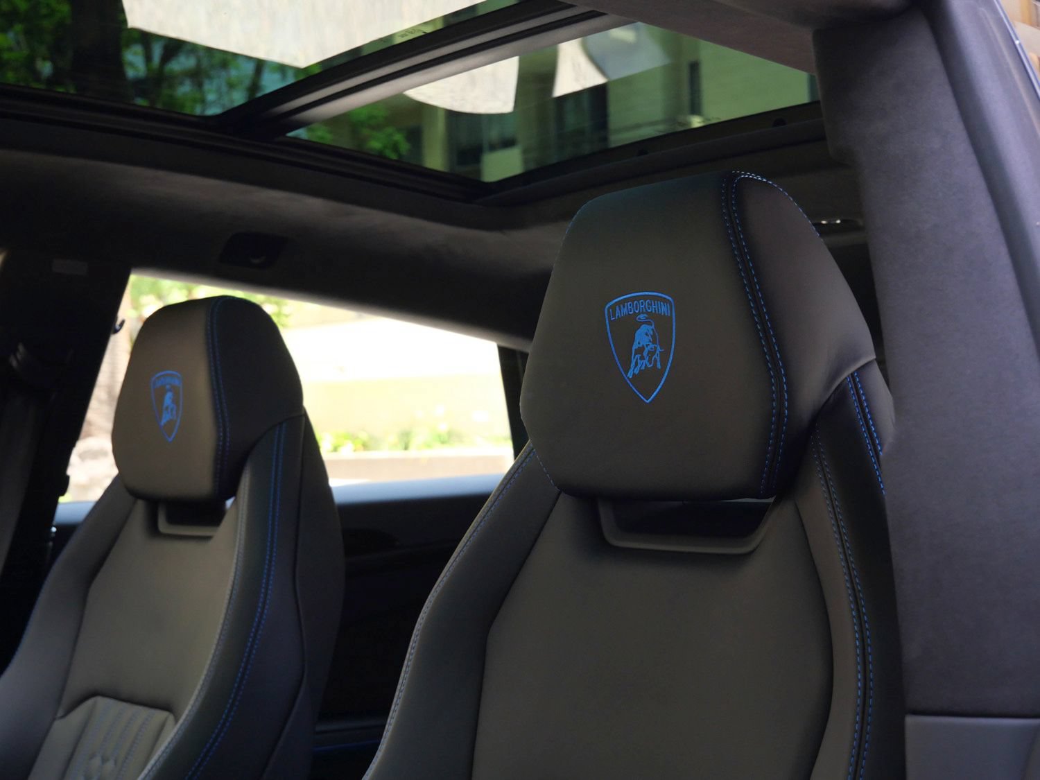 Used 2025 Lamborghini Urus S AWD/4WD image 19