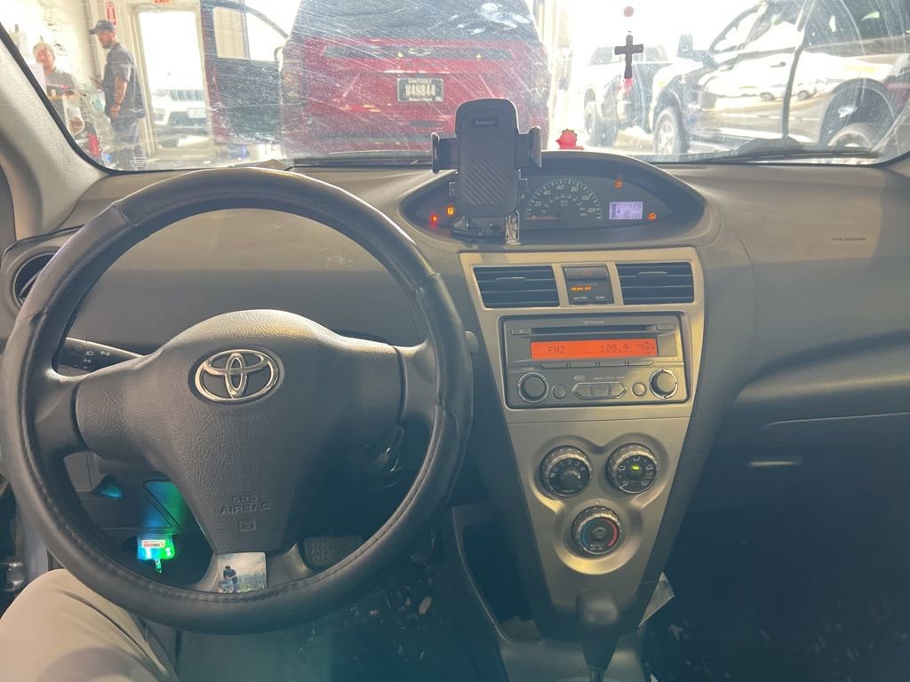 Used 2012 Toyota Yaris Sedan FWD image 6
