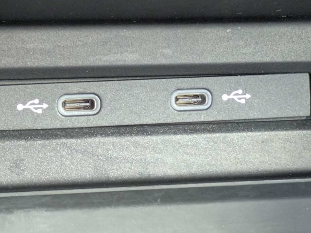 Certified 2023 Volkswagen Tiguan SE R-Line FWD image 25