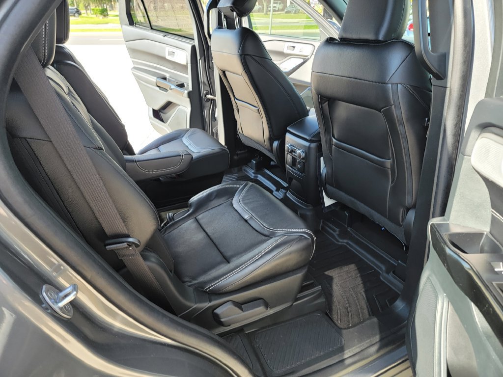 Used 2024 Ford Explorer ST w/ Equipment Group 401A AWD/4WD image 16