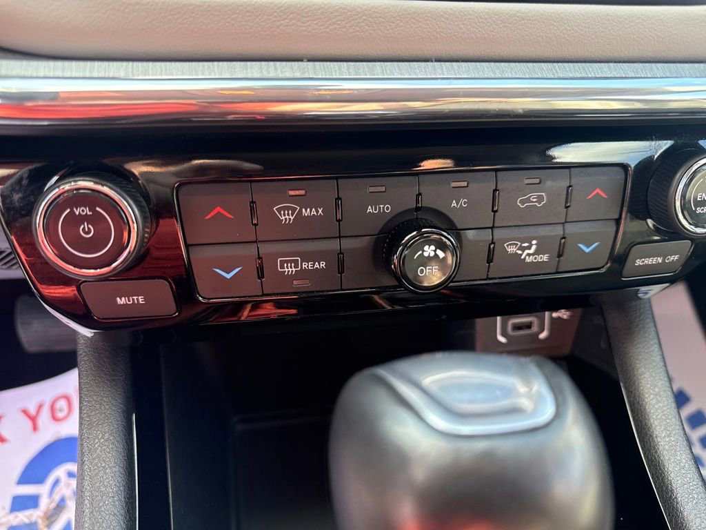 Certified 2022 Jeep Compass Limited image 21