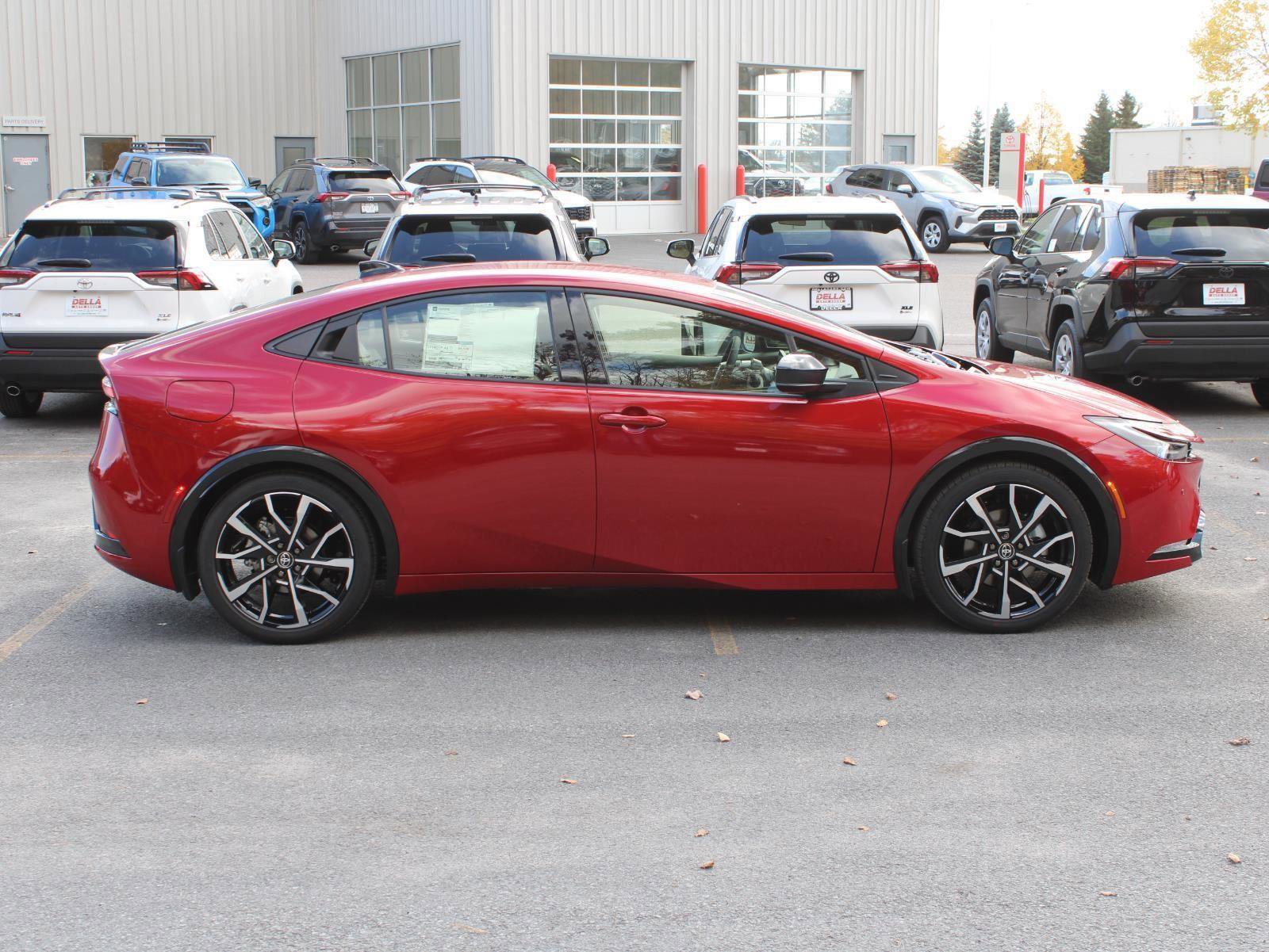 New 2026 Toyota Prius Plug-In Hybrid image 4