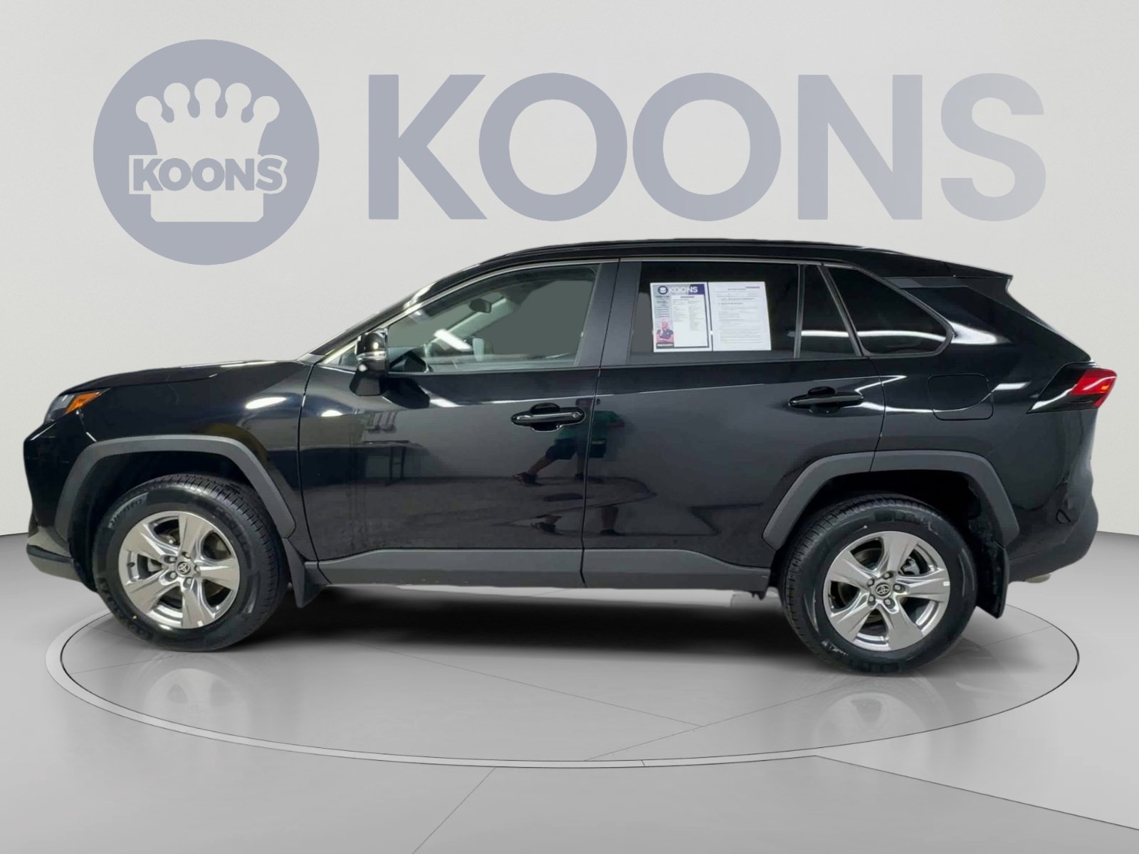 Used 2023 Toyota RAV4 XLE w/ Convenience Package AWD/4WD image 7