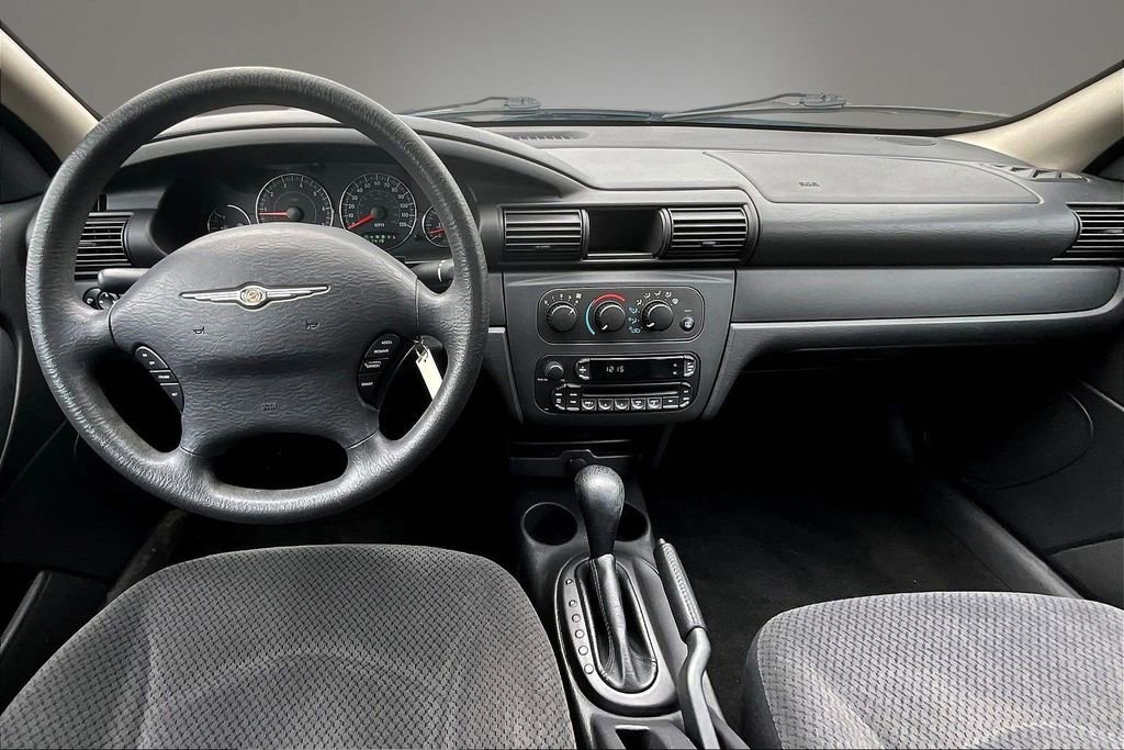 Used 2006 Chrysler Sebring Sedan FWD image 7
