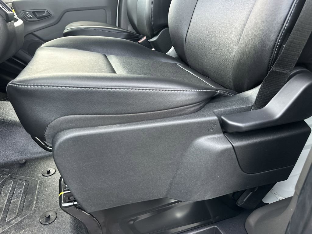 New 2026 Ford Transit 250 148 Medium Roof image 12