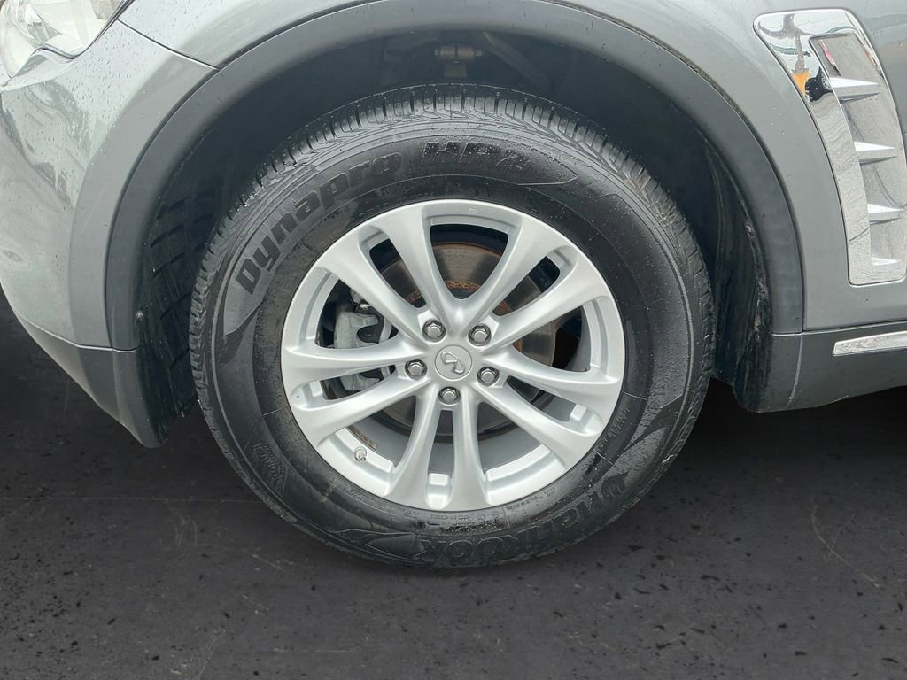 Used 2016 INFINITI QX70 2WD w/ Premium Package image 13
