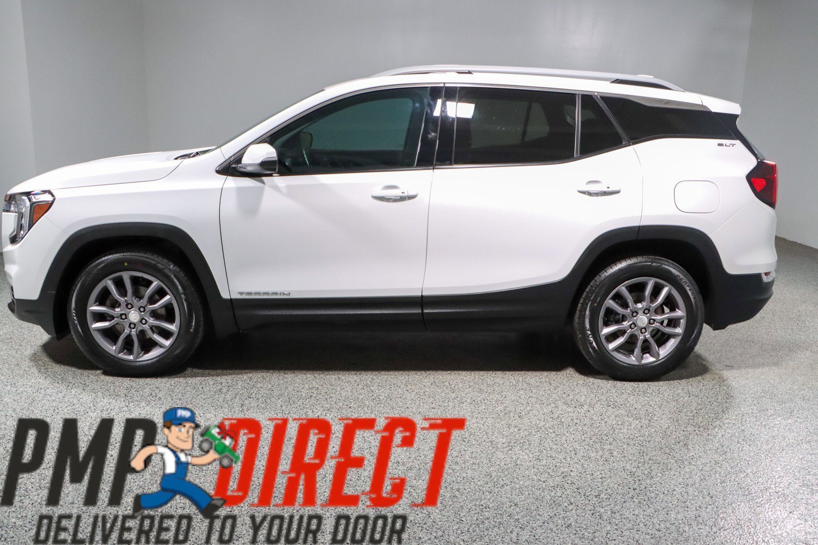 Used 2023 GMC Terrain SLT AWD/4WD image 10
