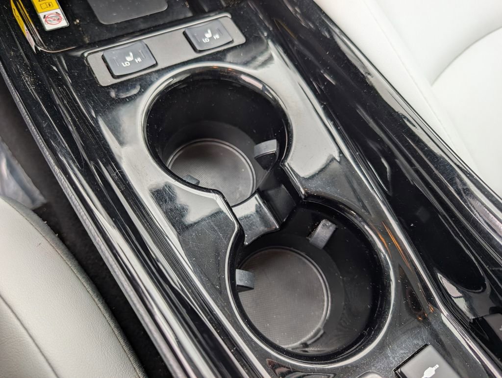 Used 2021 Toyota Prius Prime XLE w/ Carpet Mat Package (TMS) image 25