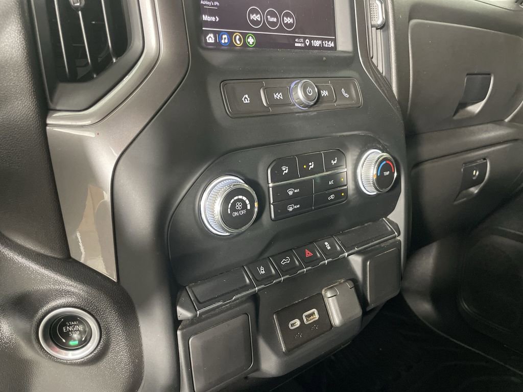 Used 2024 GMC Sierra 2500 Pro w/ Convenience Package image 17