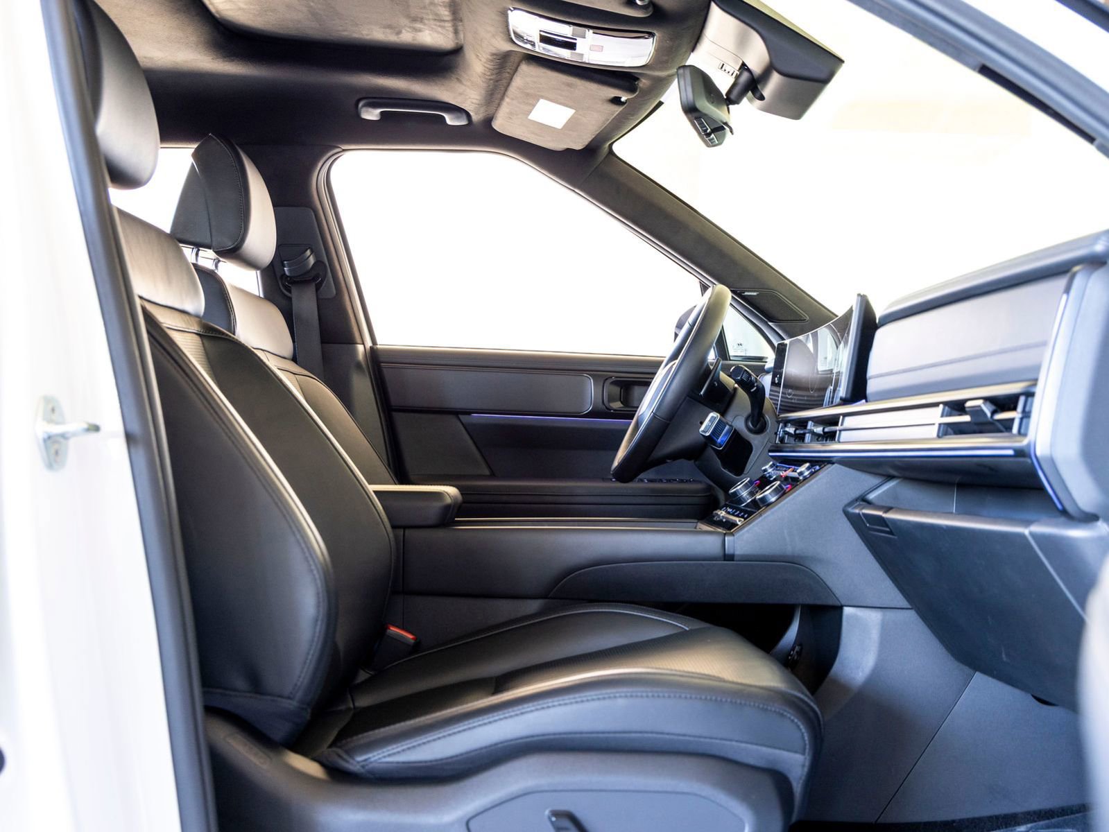 Used 2025 Hyundai Santa Fe Calligraphy image 27