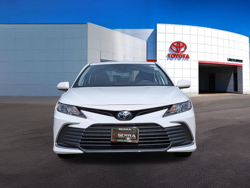 Used 2024 Toyota Camry LE FWD image 4