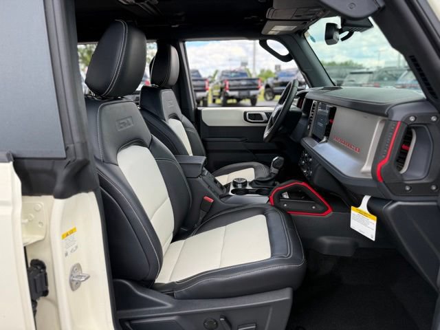 New 2026 Ford Bronco Outer Banks w/ Sasquatch Package AWD/4WD image 17