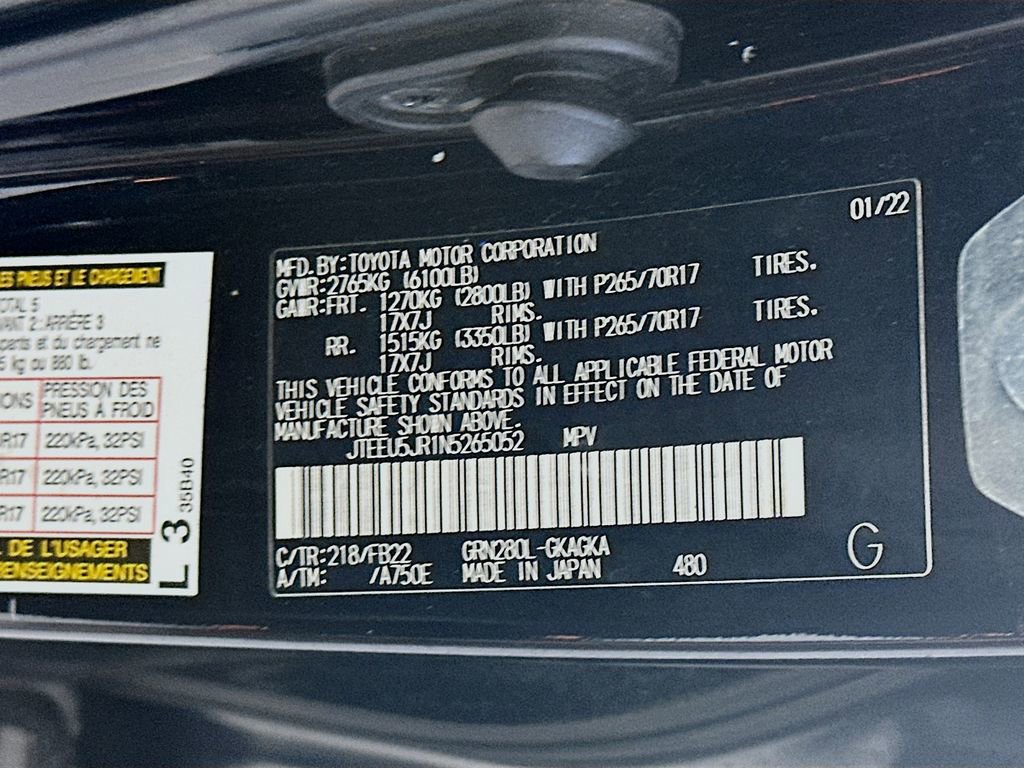 Used 2022 Toyota 4Runner SR5 RWD image 33