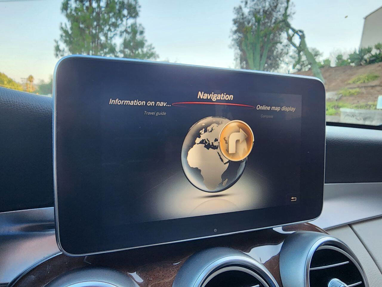 Used 2017 Mercedes-Benz C 300 4MATIC Sedan image 25