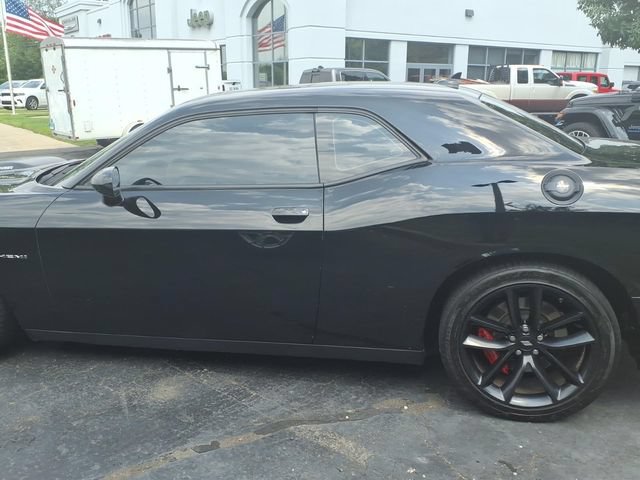 Certified 2022 Dodge Challenger R/T w/ Plus Package RWD image 4