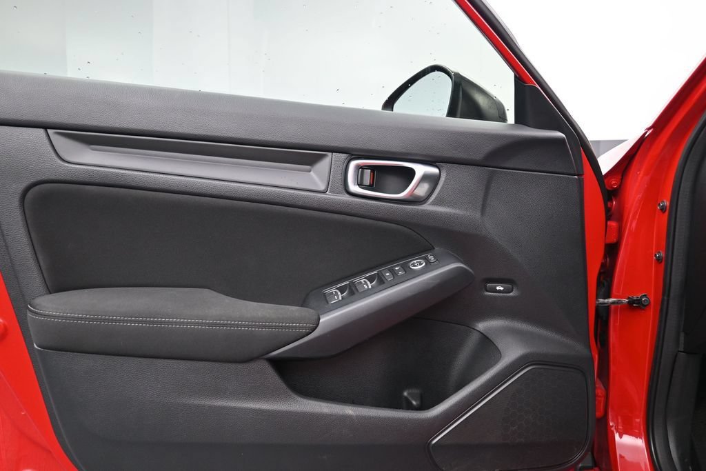 Used 2022 Honda Civic Sport image 2