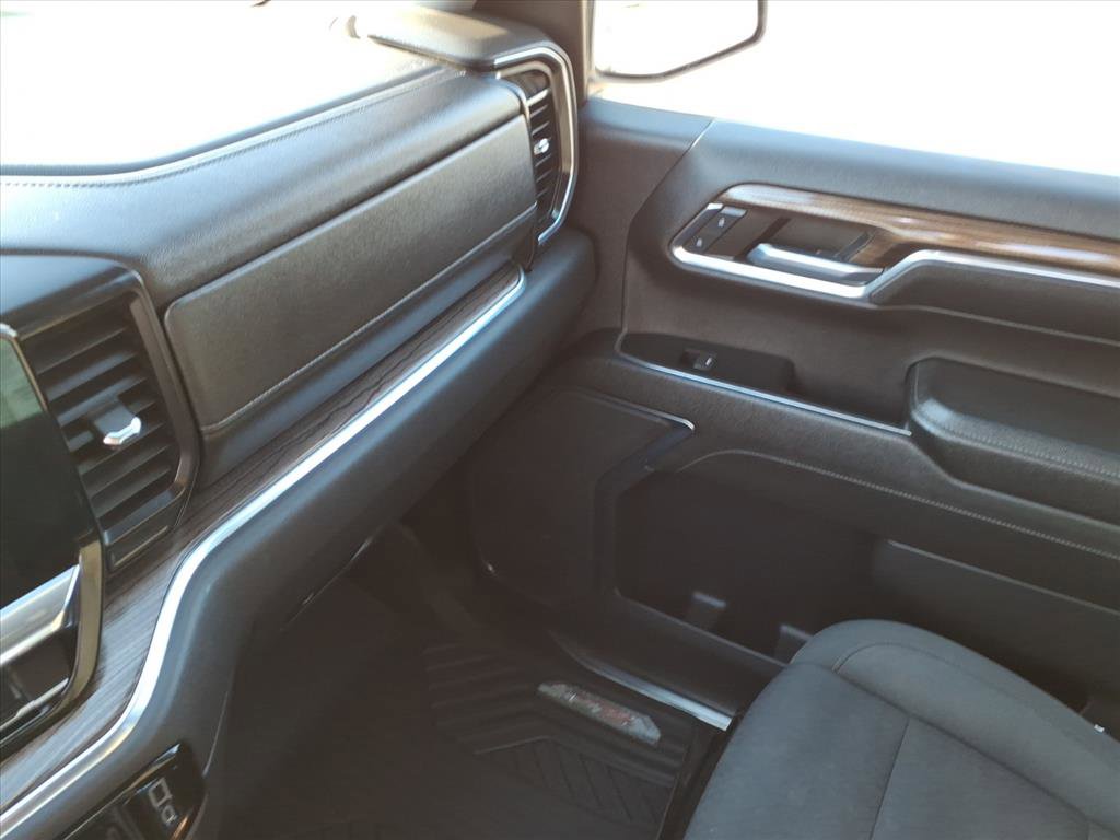 Used 2023 Chevrolet Silverado 1500 LT Trail Boss w/ Protection Package image 29