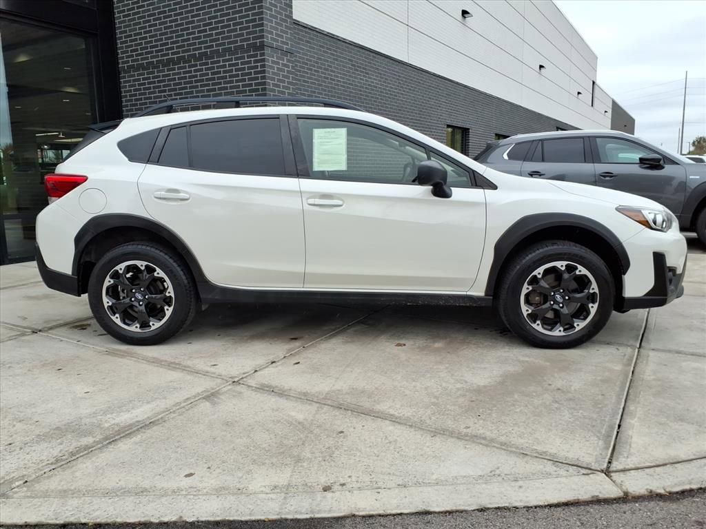 Used 2023 Subaru Crosstrek 2.0i image 9