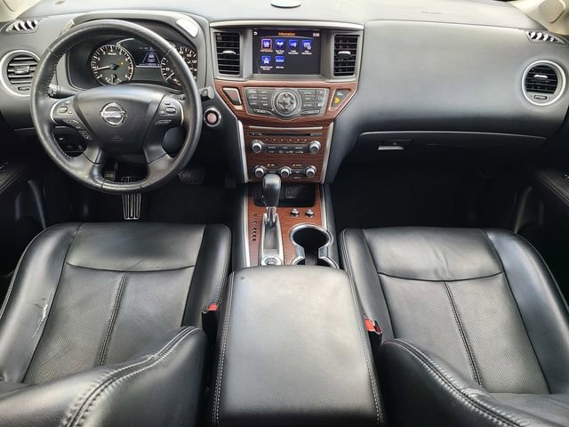 Used 2020 Nissan Pathfinder Platinum image 22