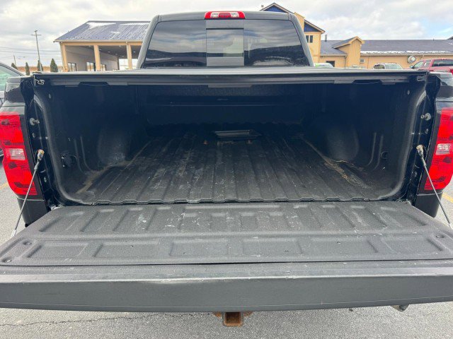 Used 2015 Chevrolet Silverado 2500 High Country w/ Duramax Plus Package image 10