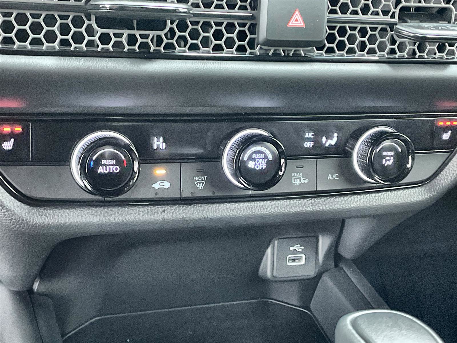 Certified 2025 Honda HR-V Sport image 25