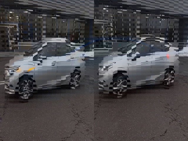 Used 2018 Chevrolet Cruze LT image 3