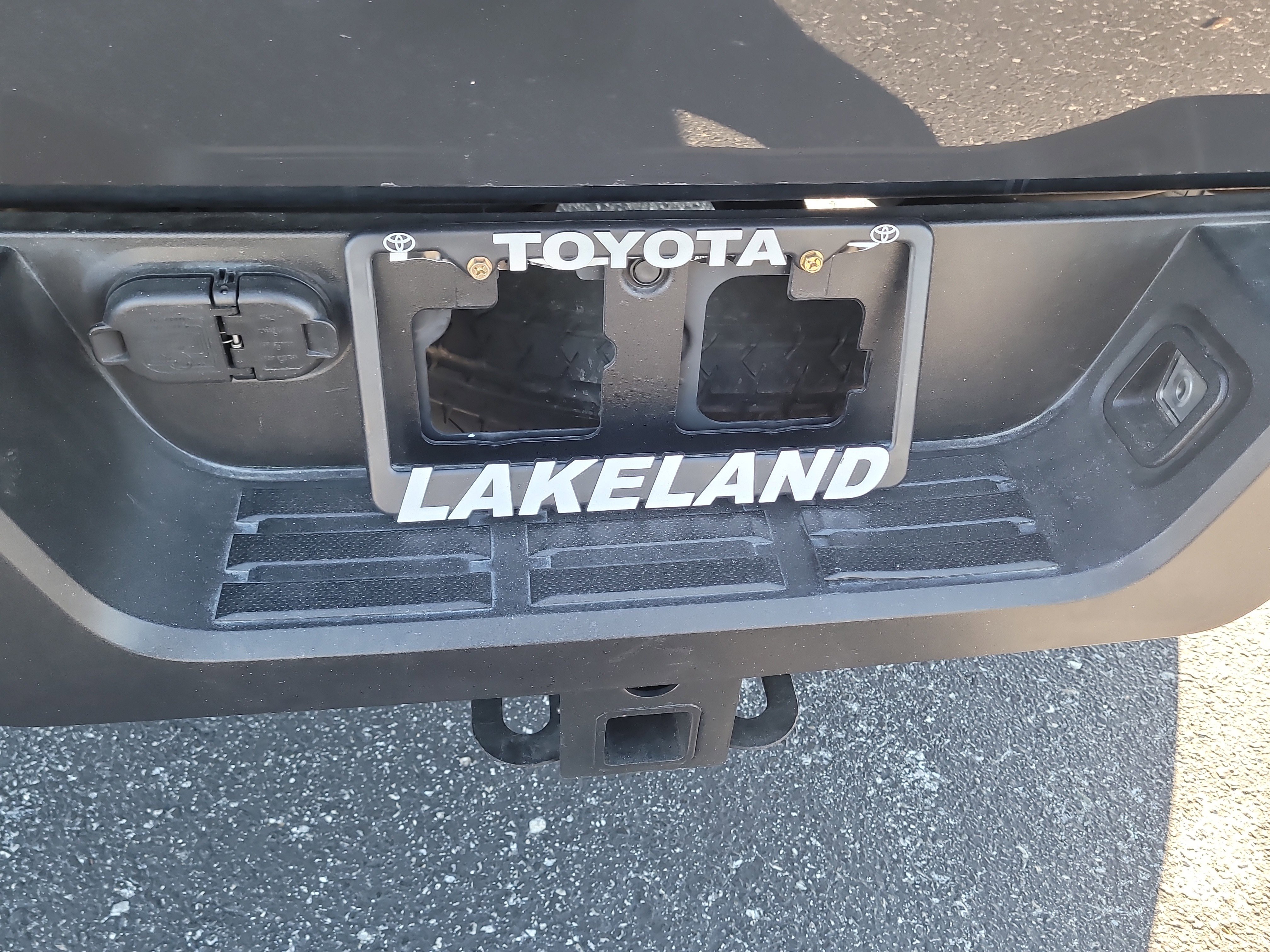 Used 2024 Toyota Tacoma SR5 image 12