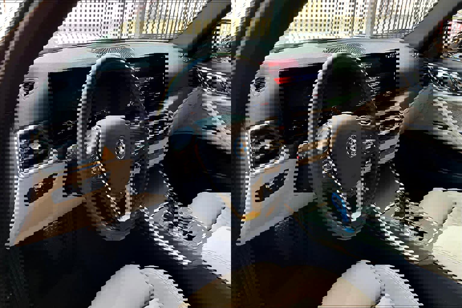 Used 2023 BMW i4 eDrive35 w/ Premium Package image 17