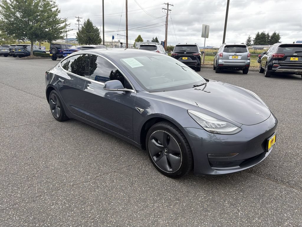 Used 2019 Tesla Model 3 Standard Range Plus RWD image 3