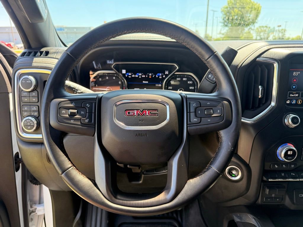 Used 2022 GMC Sierra 2500 AT4 w/ AT4 Premium Plus Package AWD/4WD image 10