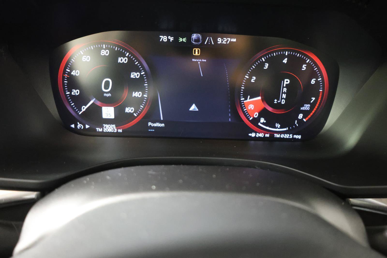 Used 2018 Volvo XC60 T5 Momentum w/ Vision Package AWD/4WD image 15