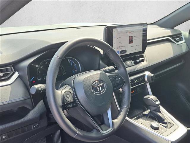 Used 2024 Toyota RAV4 XSE AWD/4WD image 10