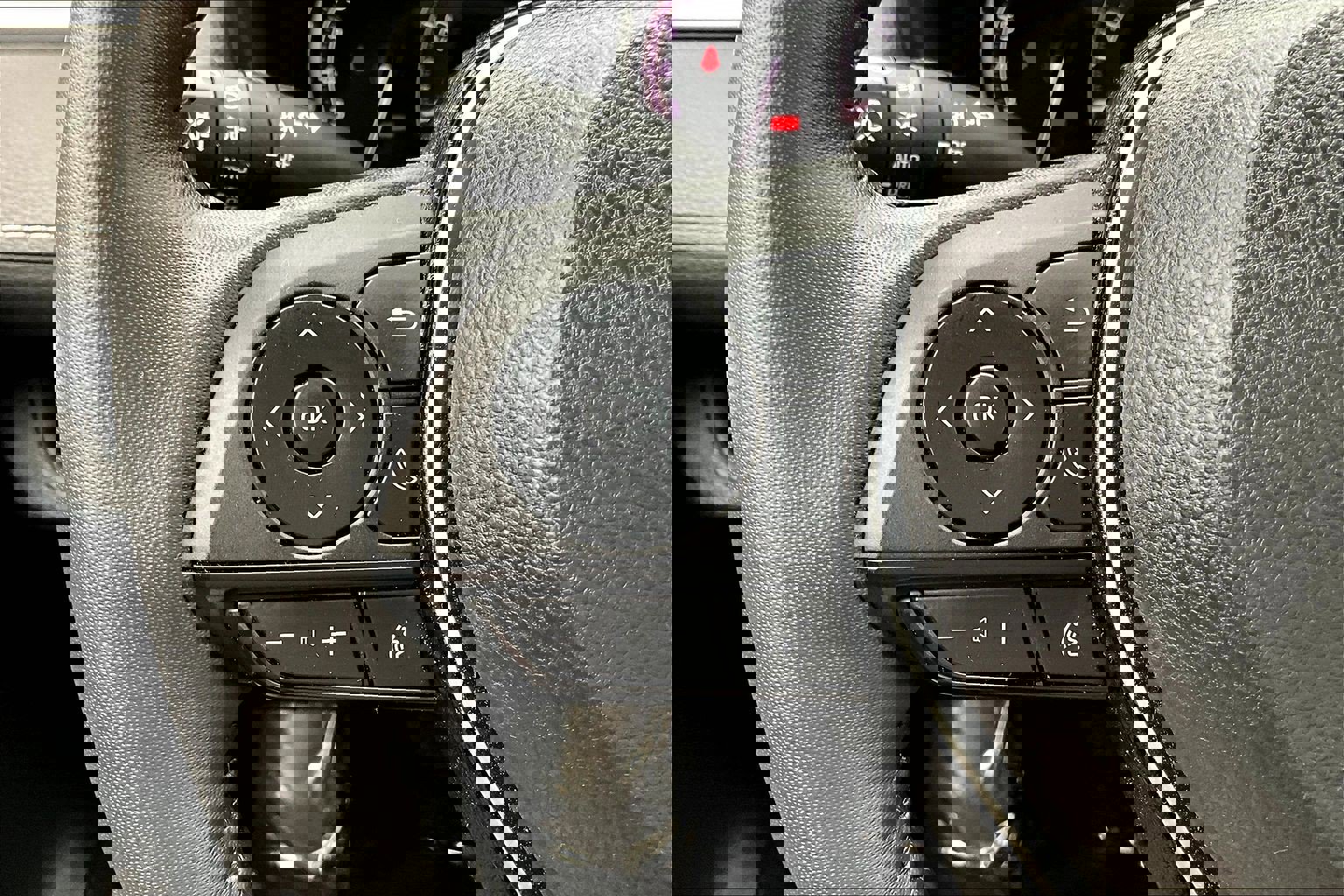 Used 2023 Toyota RAV4 XLE Premium image 17