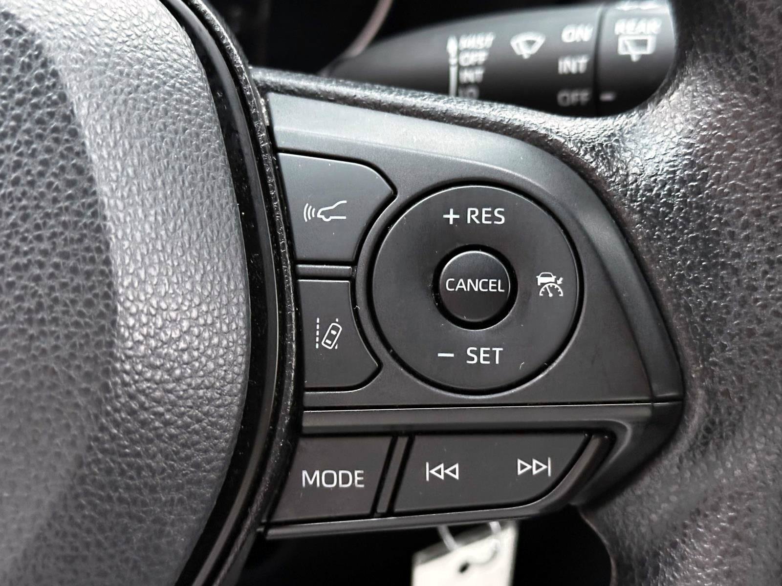 Certified 2023 Toyota RAV4 LE AWD/4WD image 22