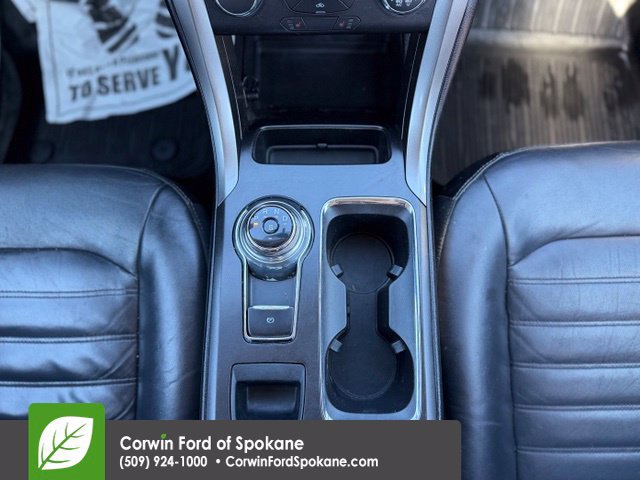 Used 2017 Ford Fusion SE AWD/4WD image 30