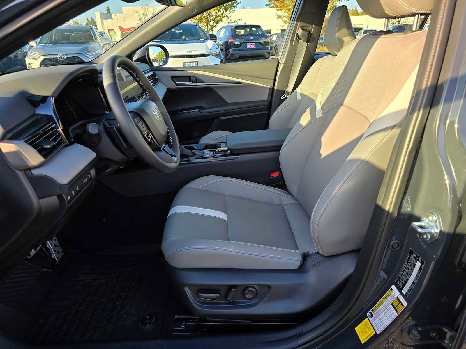 Certified 2025 Toyota Camry SE image 23