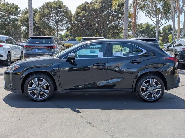 New 2026 Lexus UX 300h FWD image 8