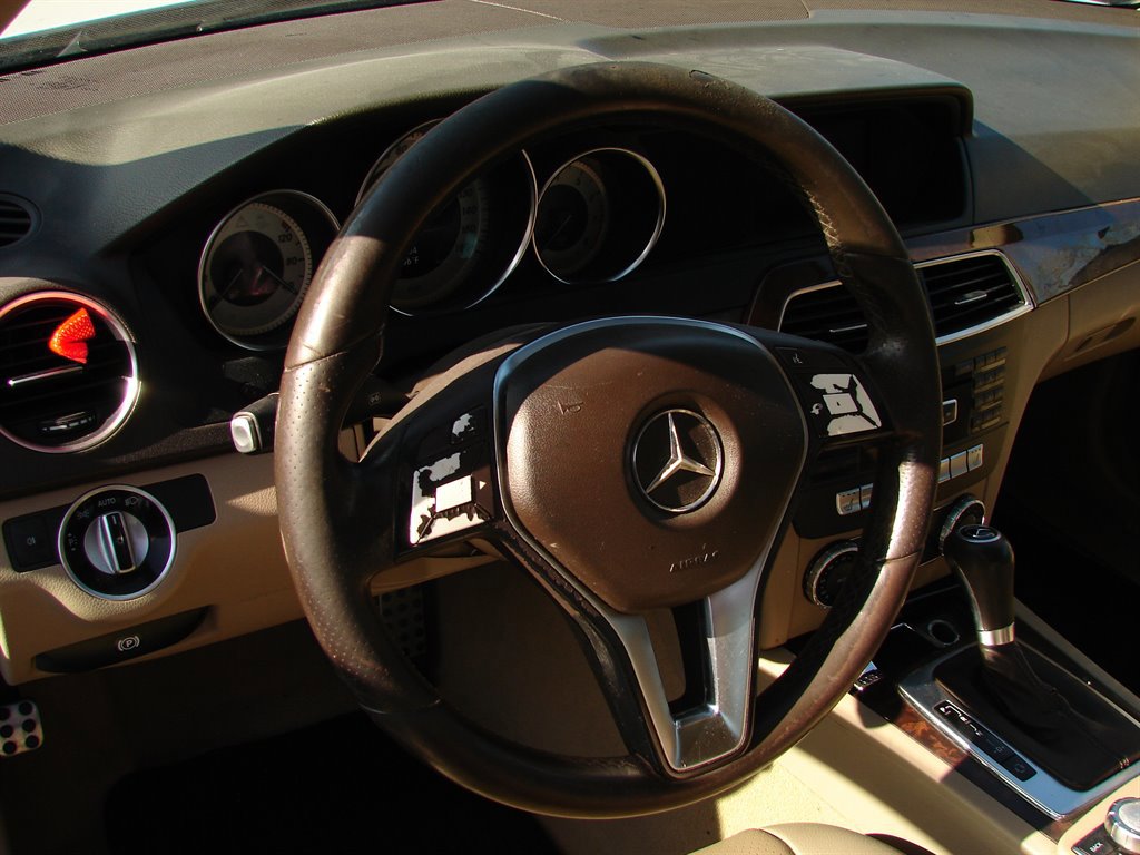Used 2014 Mercedes-Benz C 250 Sedan image 7