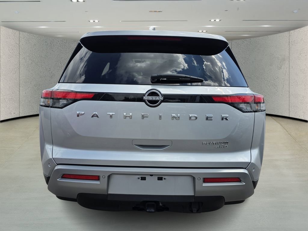 Used 2024 Nissan Pathfinder Platinum w/ Cargo Package image 4