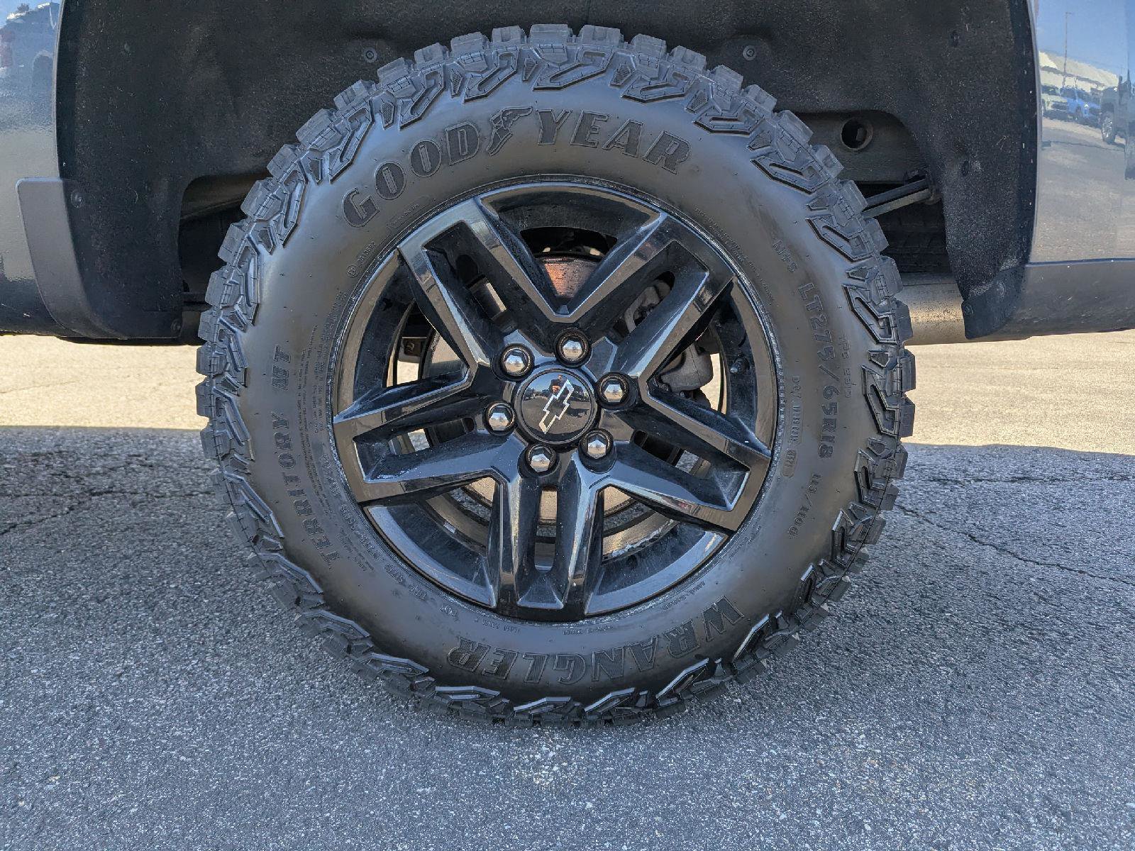 Used 2020 Chevrolet Silverado 1500 LT Trail Boss image 11