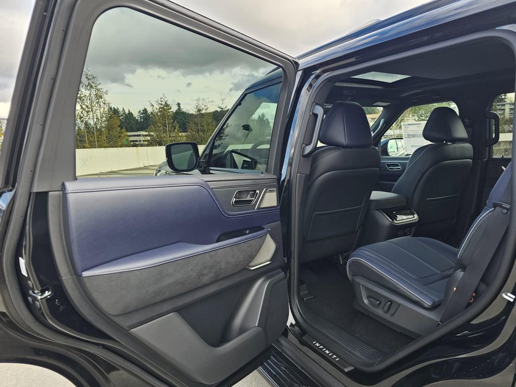 New 2026 INFINITI QX80 4WD image 17