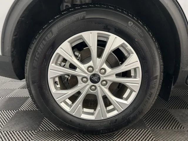 Used 2025 Ford Escape Active image 30