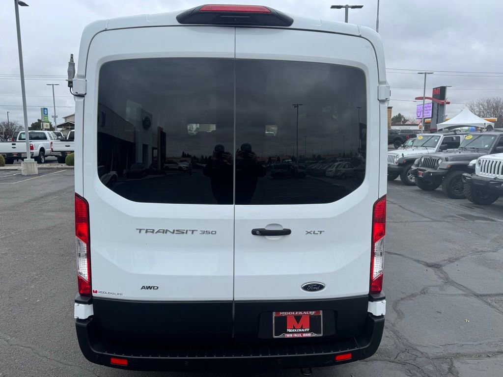 Used 2023 Ford Transit 350 XLT image 4