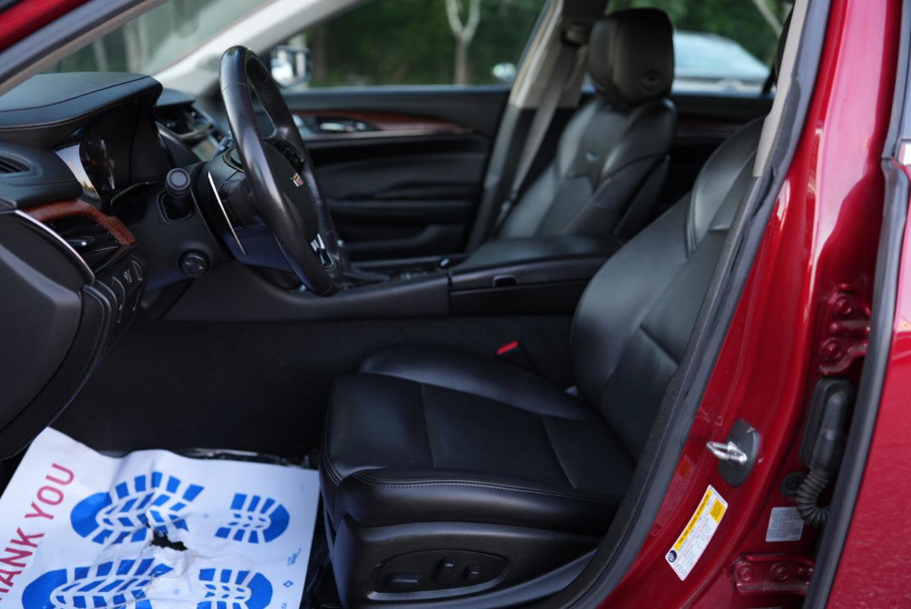 Used 2018 Cadillac CTS Luxury RWD image 32