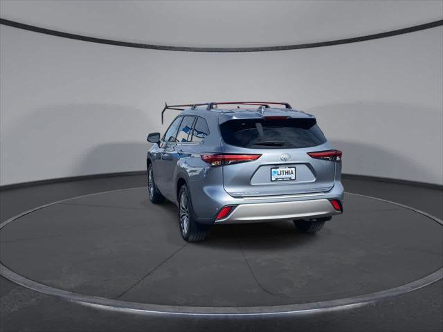 Certified 2021 Toyota Highlander Platinum image 8
