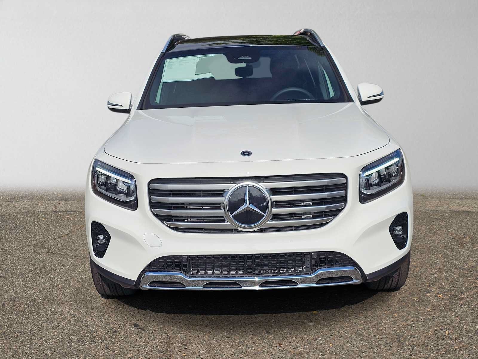 New 2026 Mercedes-Benz GLB 250 image 8