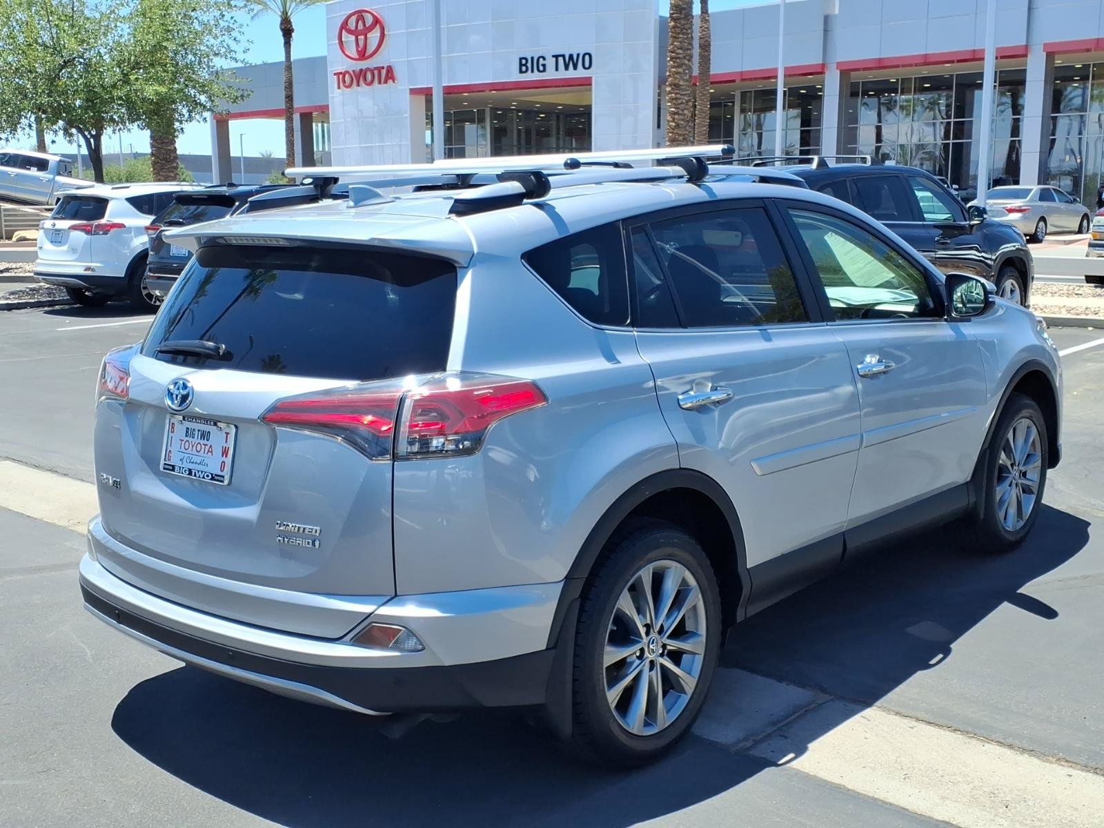 Used 2017 Toyota RAV4 Limited w/ All Weather Liner Package AWD/4WD image 4